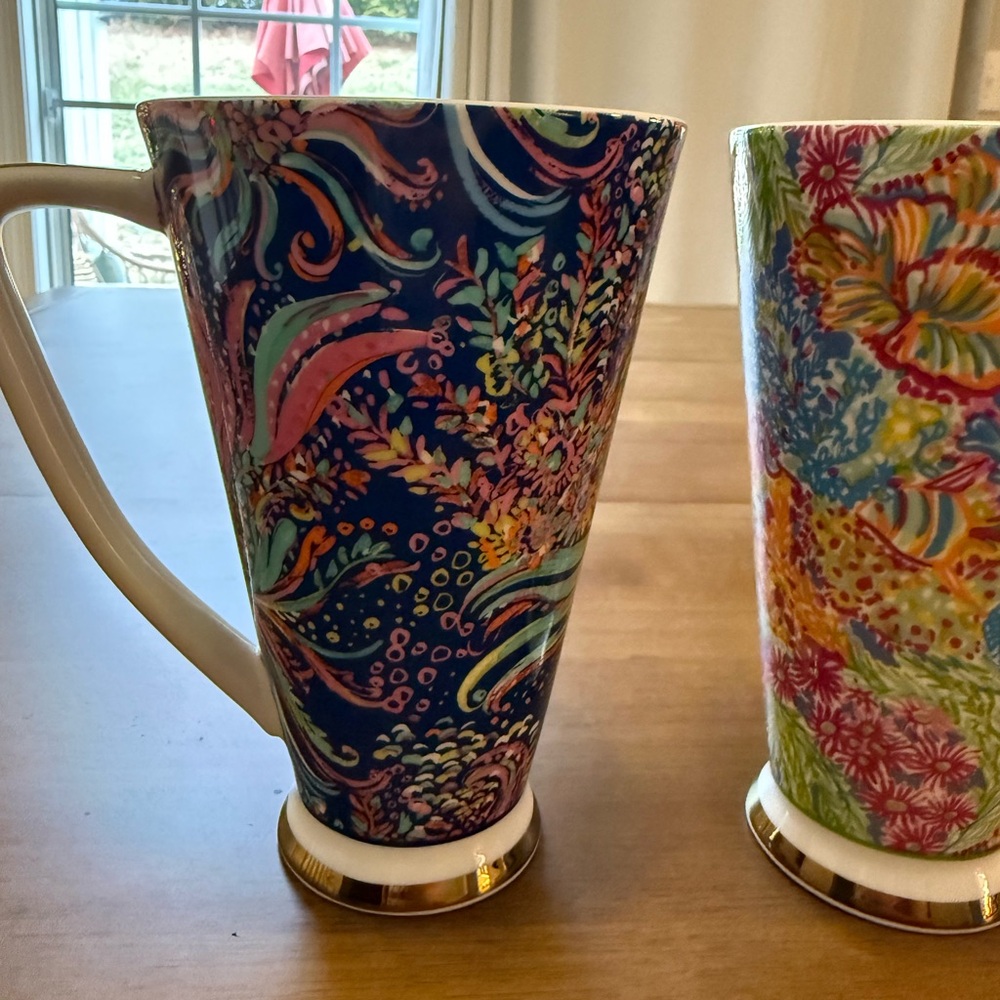 NWT Set of 2 Tall Floral Porcelain Coffee Mugs | 16.9 oz | Gold Base | Gift Box - Picture 11 of 12